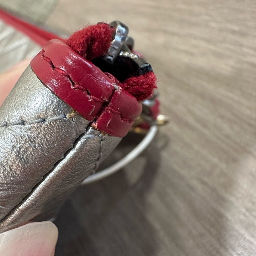 稀有Chanel A84288銀復古牛皮流浪系列手拿包-10