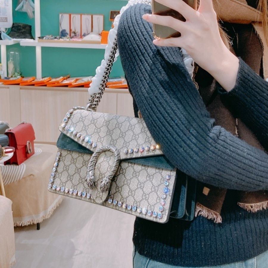 Gucci 古馳經典GG圖案滿邊水鑽特別款GG Supreme Monogram Crystal Dionysus Small Shoulder Bag-7