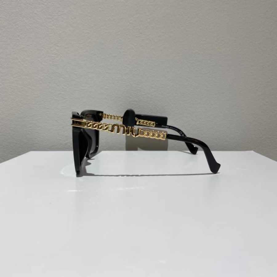 全新Miu Miu 白金鏤空鏈條logo方框太陽眼鏡—mu13ws/1425s0-9