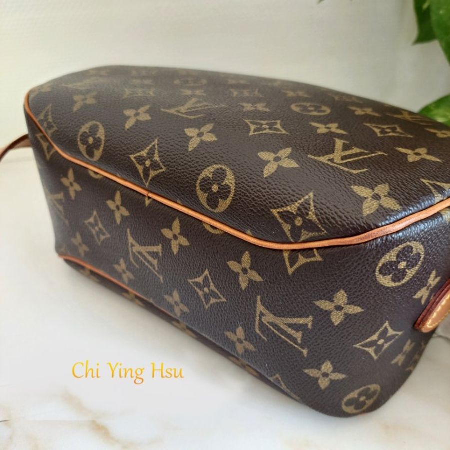 LV Monogram 中古蘋果包🎀現品實拍 🎀 Vintage 經典花紋老花/蘋果包/柏芝包/斜背包~二手品-65