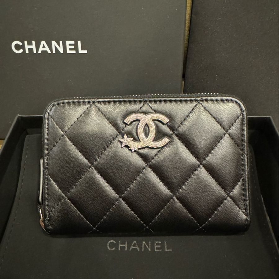 全新Chanel黑色星星水鑽logo錢包-0