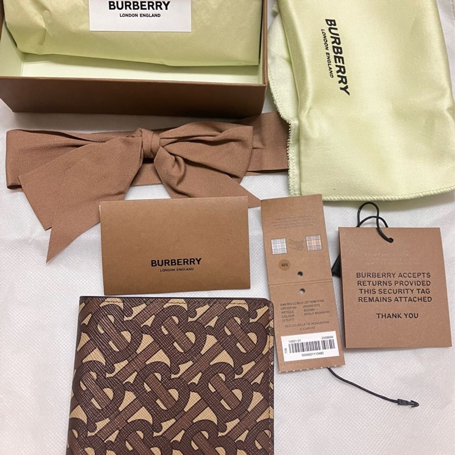 全新台灣官網購入BURBERRY老花短夾-0