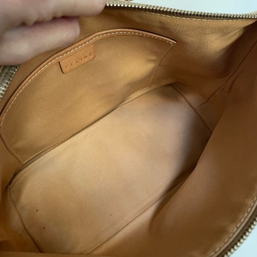 [Celine vintage] Celine Macadam Baguette Shoulder Bag 奶茶色老花飯盒包-5