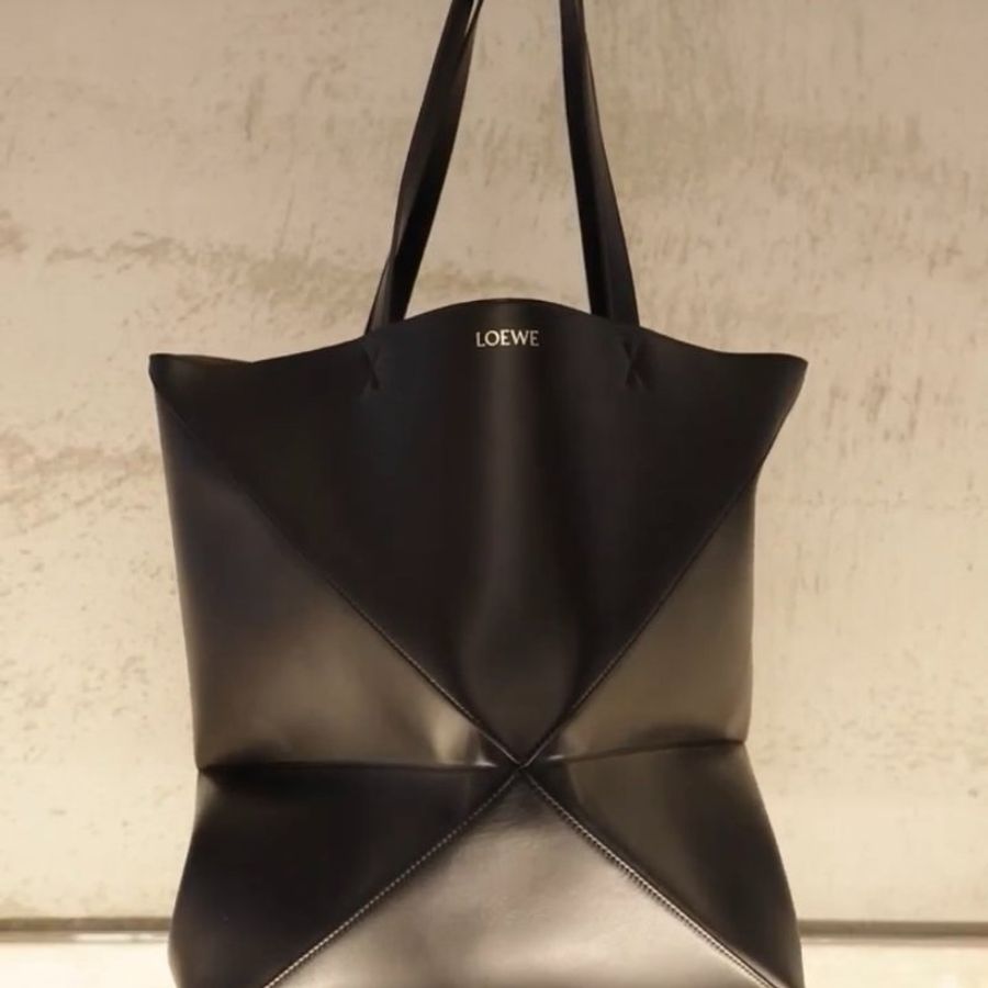 🎉新品好折扣✨Loewe 亮面小羊皮 中款 Puzzle 折疊托特包 黑色-4