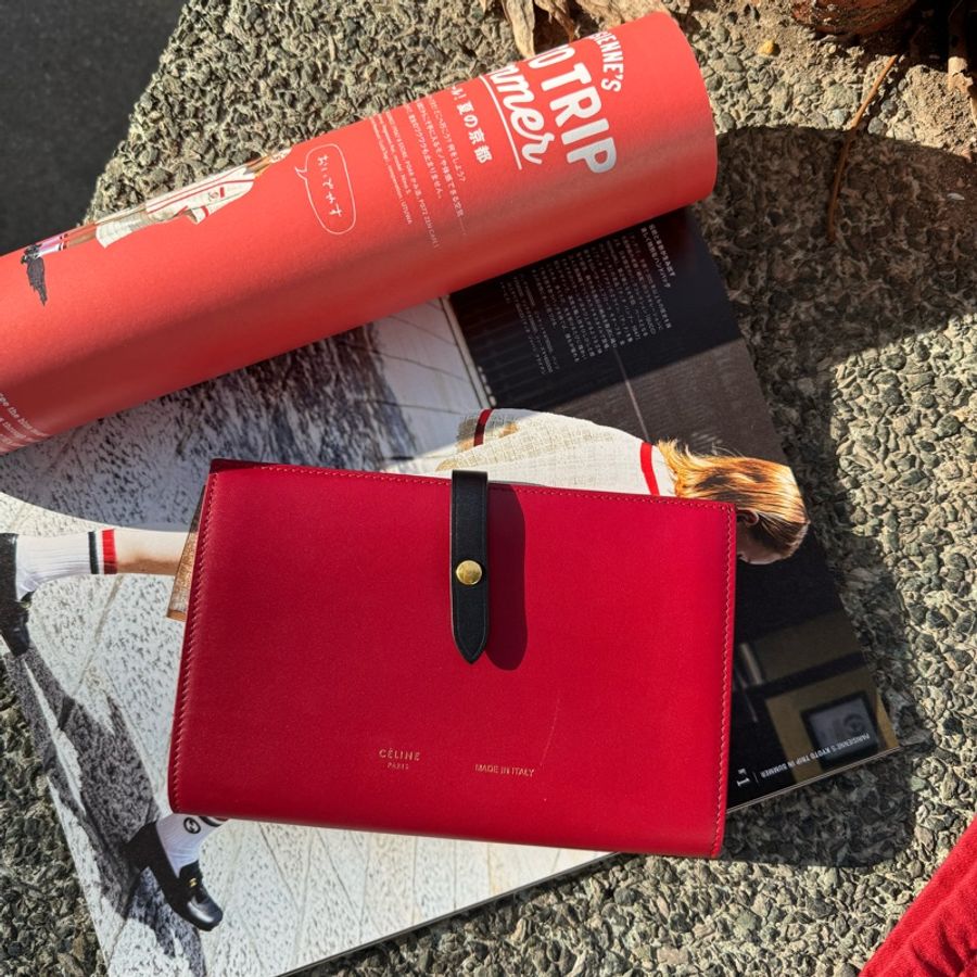 Celine|賽琳酒紅色護照夾皮夾錢包錢夾-9