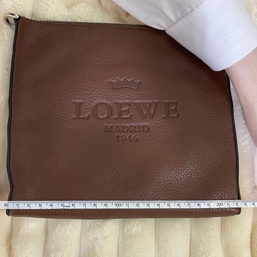 Loewe Vintage 🤎小方包/附背帶可調節-6