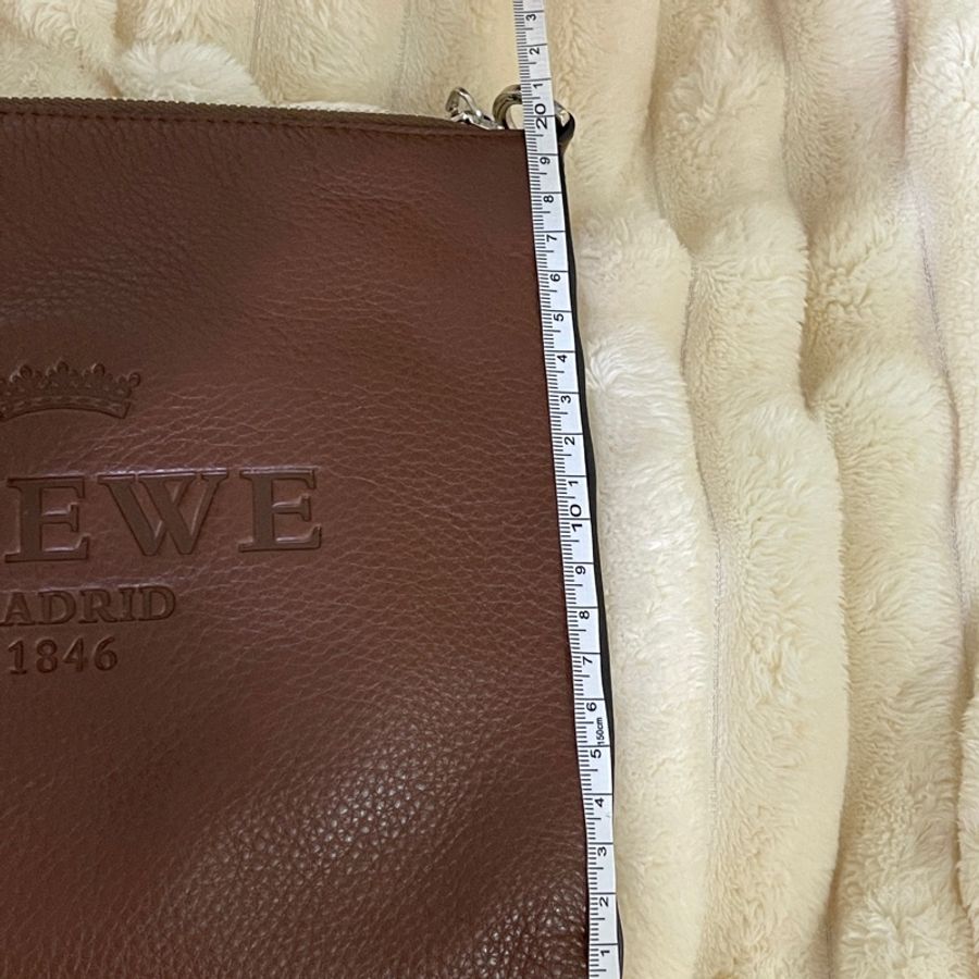 Loewe Vintage 🤎小方包/附背帶可調節-7