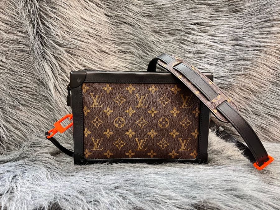 LV M44427 老花 原花 Soft trunk 箱子 軟箱 斜背包 肩背包-0
