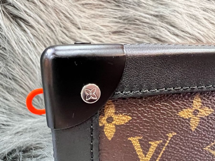 LV M44427 老花 原花 Soft trunk 箱子 軟箱 斜背包 肩背包-17