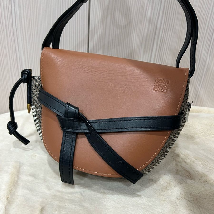 Loewe small gate 小號 毛呢針織皮革拼接馬鞍包-1