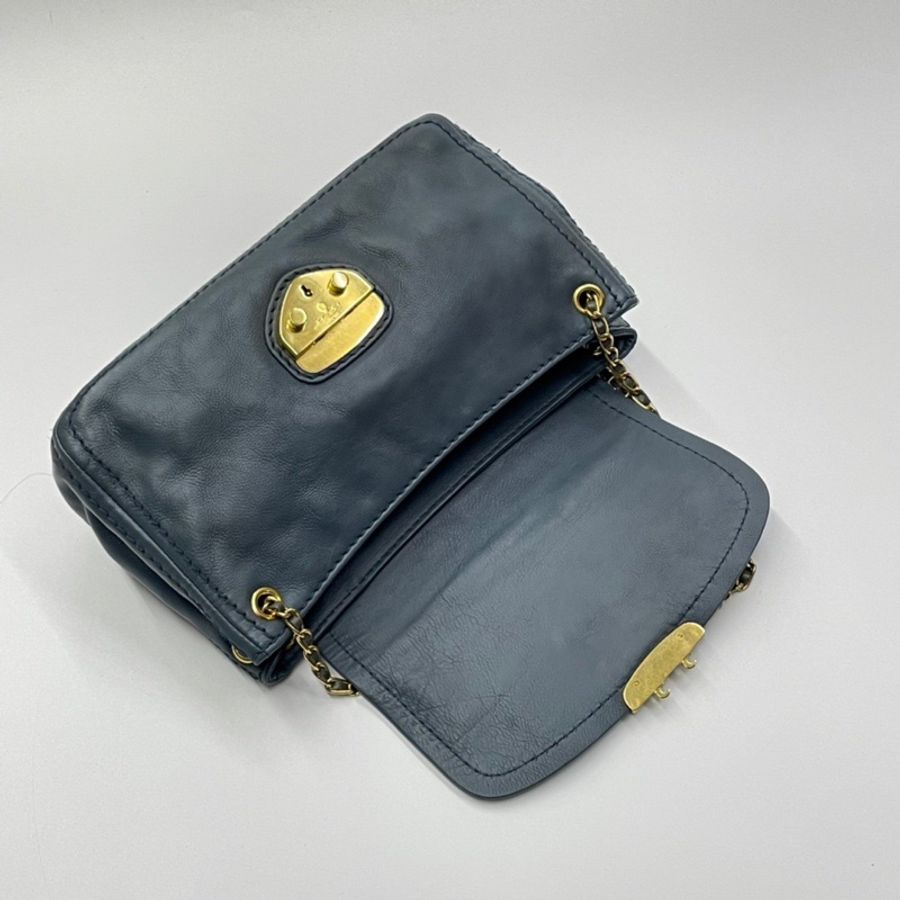 Prada vintage 霧霾藍豬鼻子包包-4