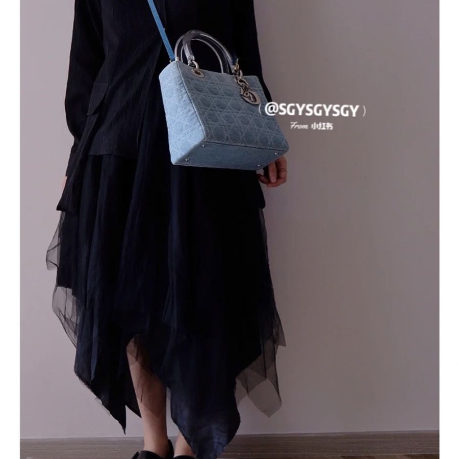 (限時降)絕版透明手把 復古Lady Dior 完美尺寸 牛仔藍 5*5 附肩帶-3