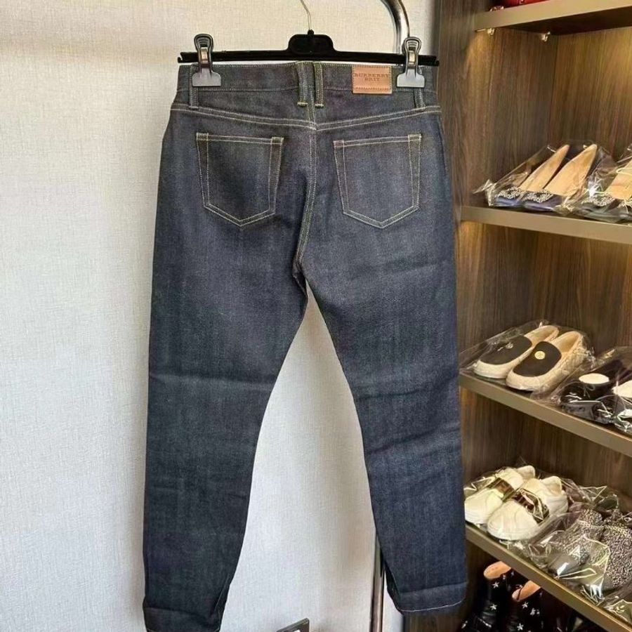 BURBERRY牛仔褲 尺寸25碼 腰圍約72 非常新-1
