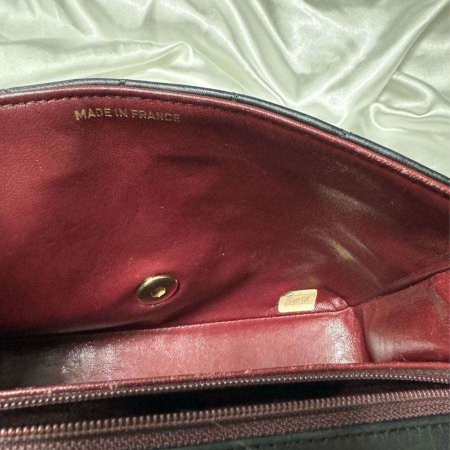 👜 Chanel Half Moon Lambskin Flap Bag 經典羊皮半月包-10