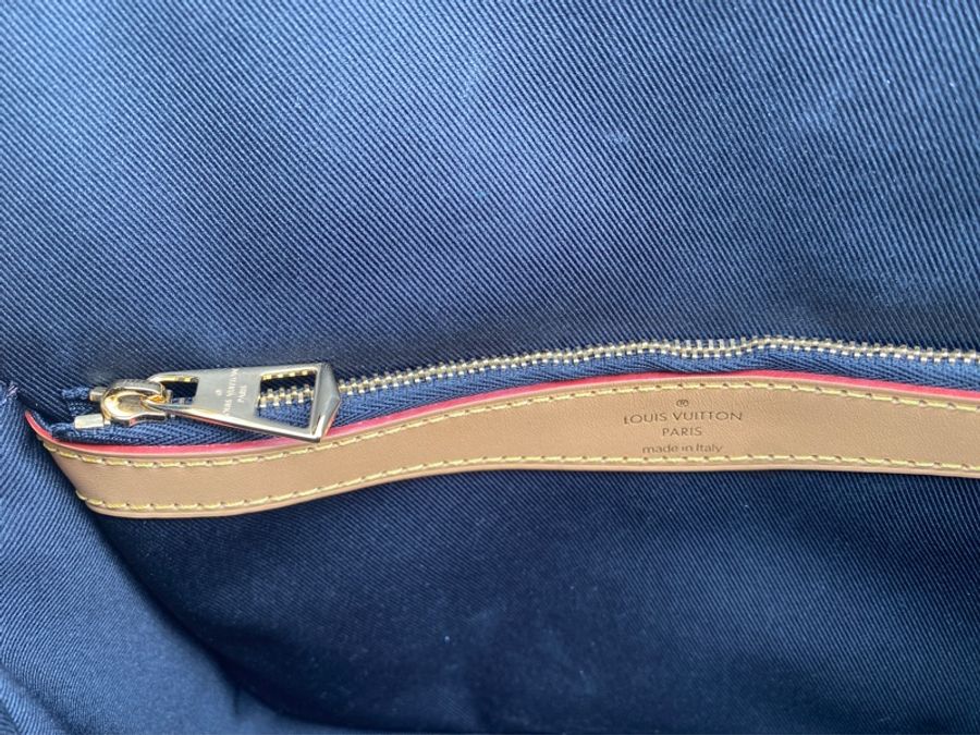 近新LV 原花Diane Monogram帆布法棍包斜背肩背包M45985-14
