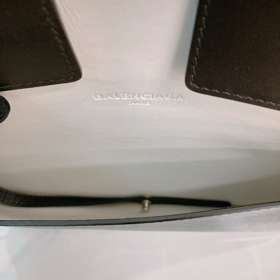 Balenciaga 巴黎世家白拼黑斜背包 Crossbody Bag-24