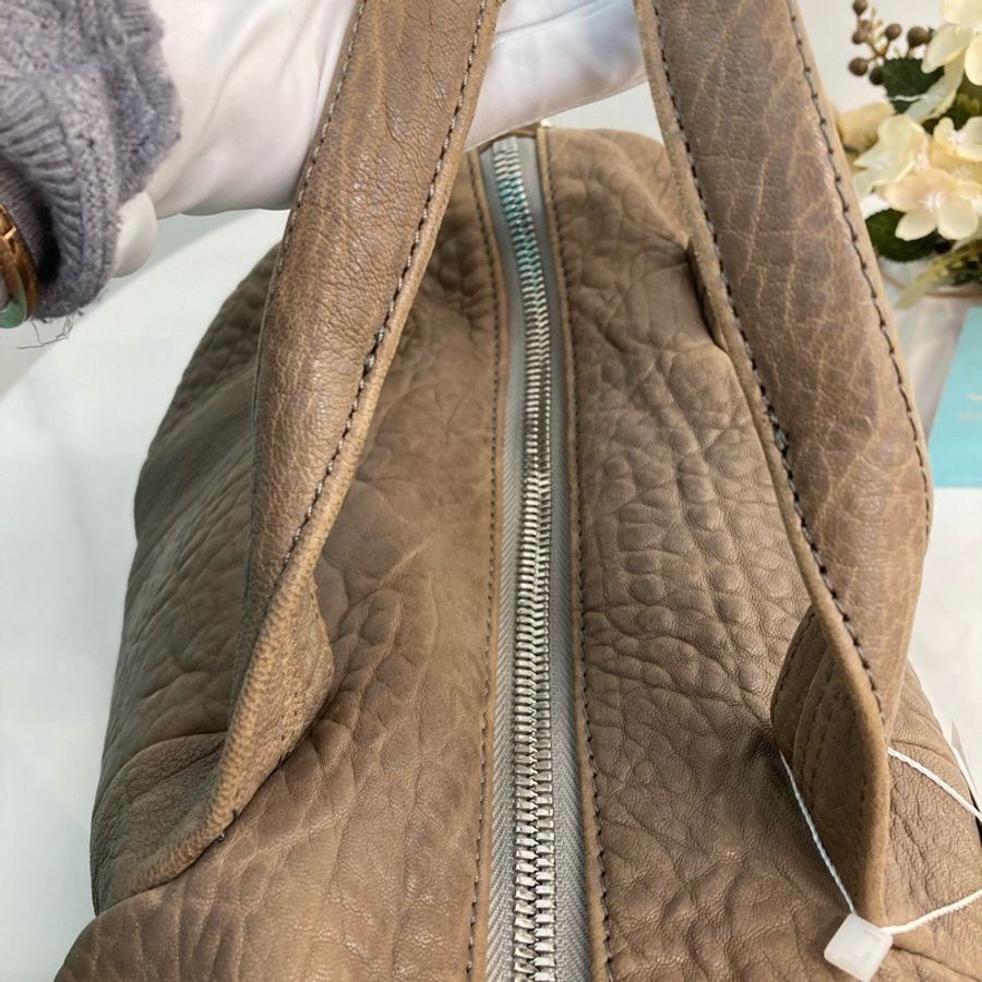 Alexander Wang 亞歷山大王小型鉚釘圓桶包 Rockie Small Grey-9