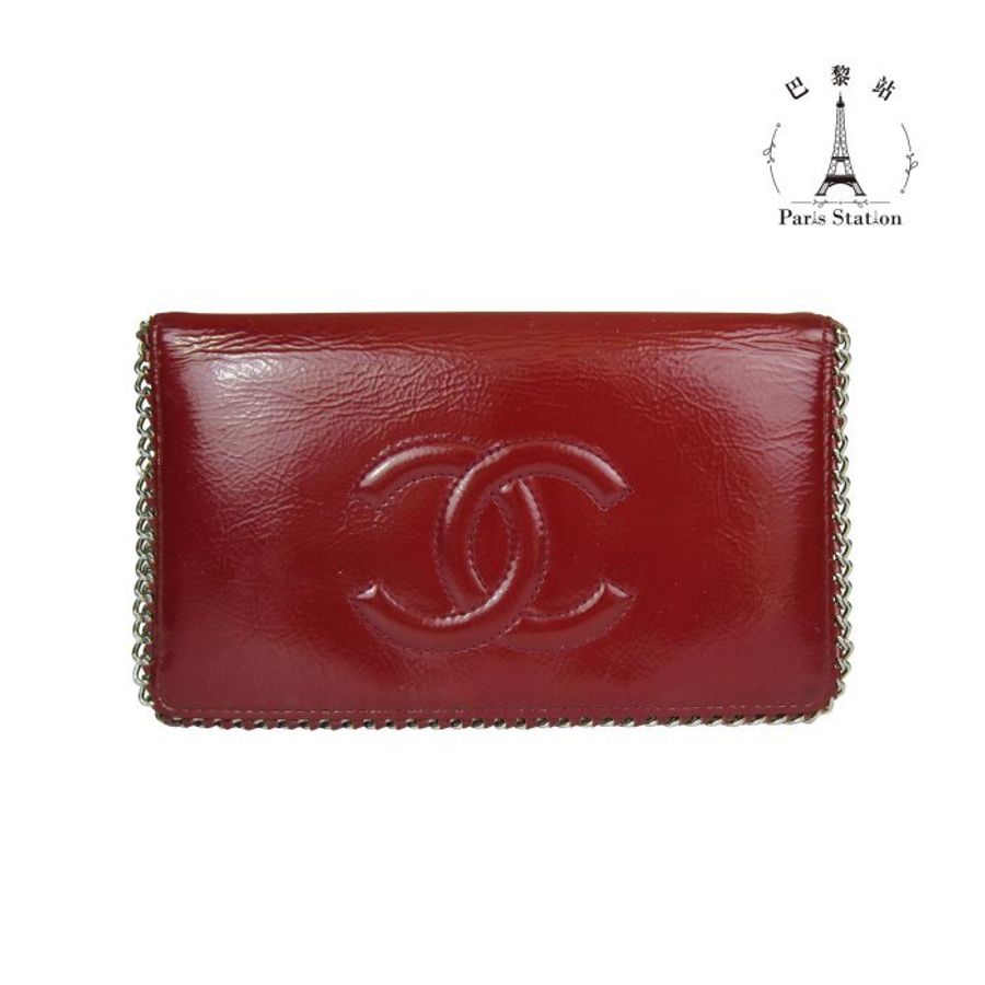 【巴黎站二手名牌專賣】*現貨*CHANEL 真品*紅色漆皮銀鍊滾邊對開長夾手拿包-0