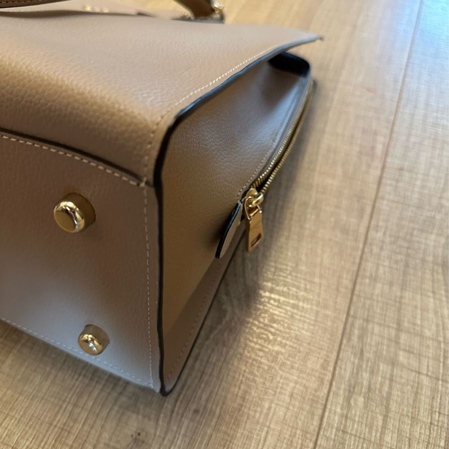 全新Coach奶茶色托特包-5
