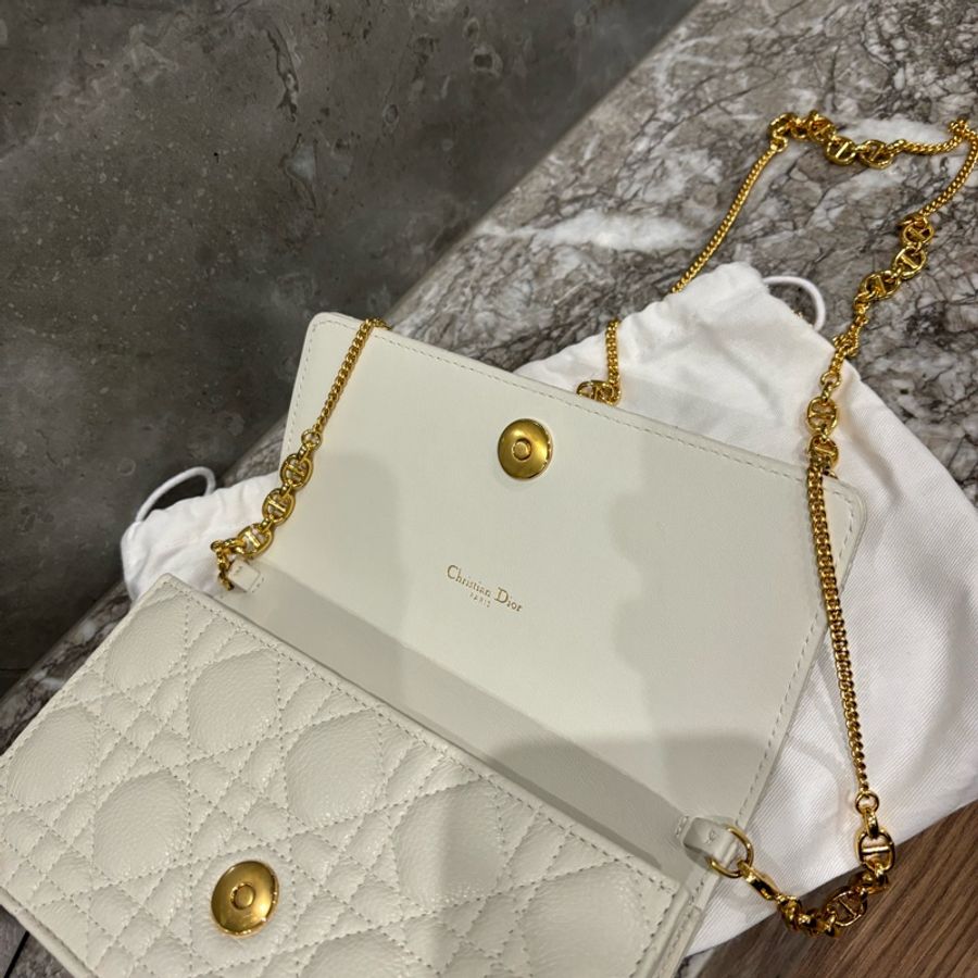 Dior Caro 小袋 奶白色柔軟 Cannage 藤格紋圖案小牛皮 編號: S5134UWHC_M030-8