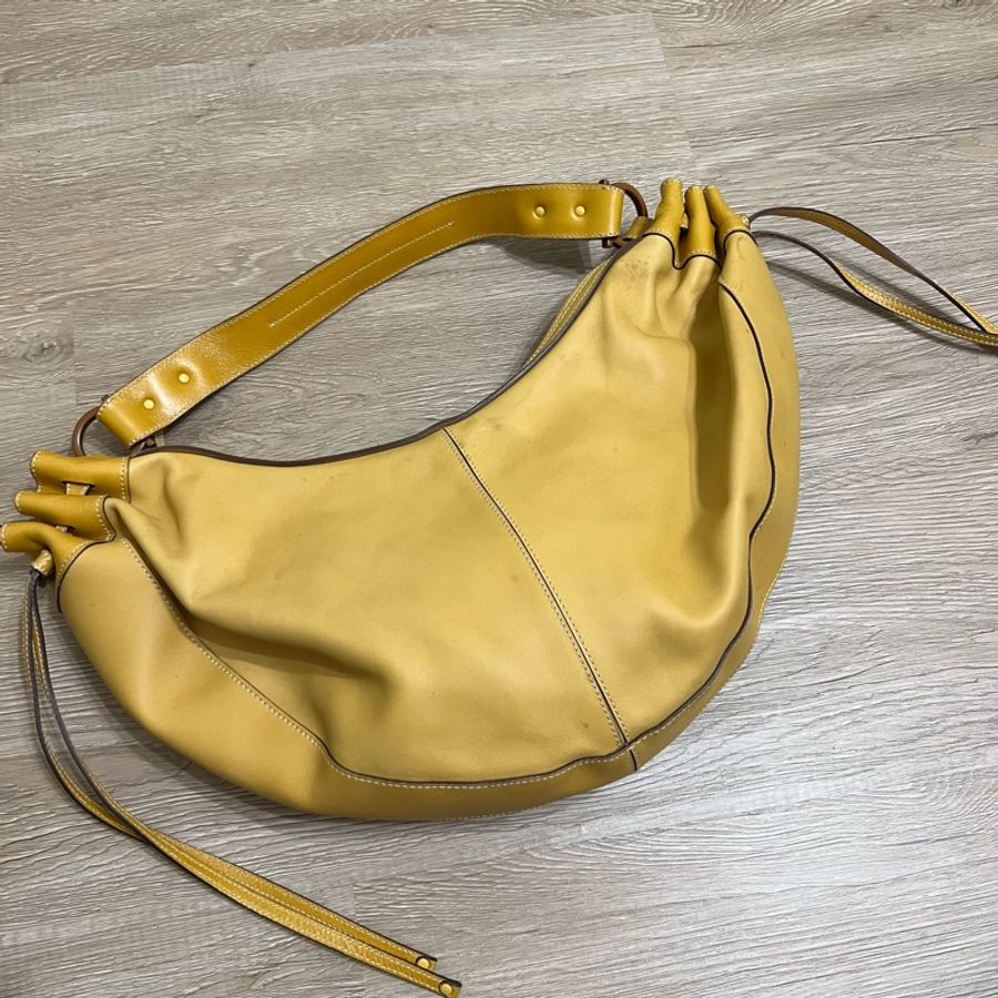 瑞奇二手精品 Salvatore ferragamo 香蕉包 肩背包 全皮格-0