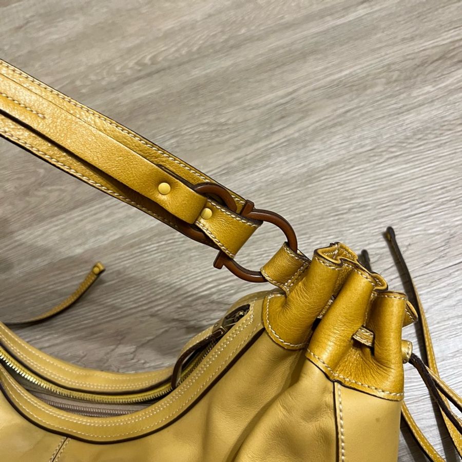 瑞奇二手精品 Salvatore ferragamo 香蕉包 肩背包 全皮格-4