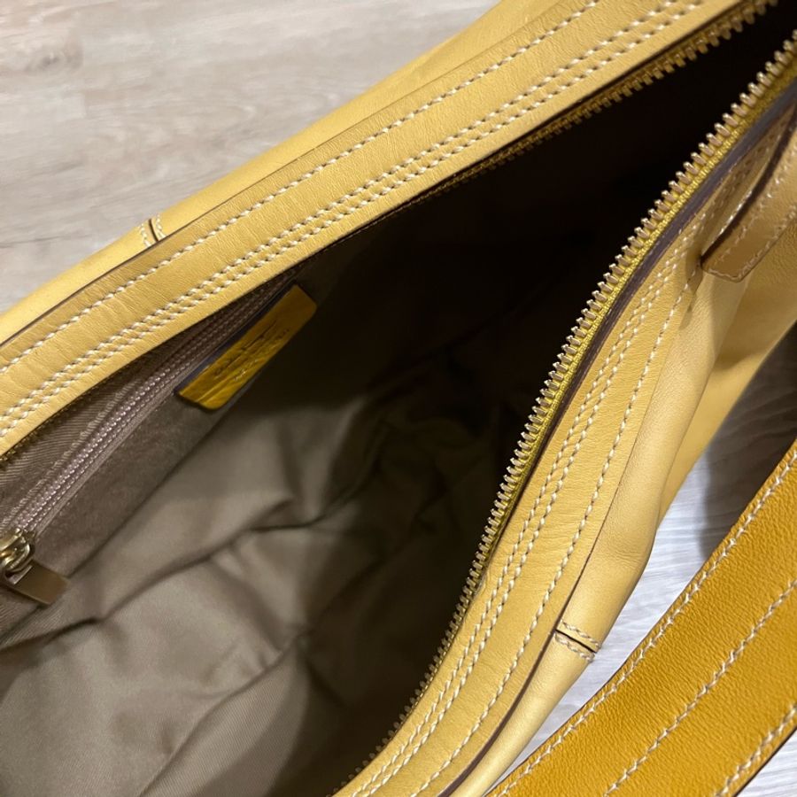 瑞奇二手精品 Salvatore ferragamo 香蕉包 肩背包 全皮格-6