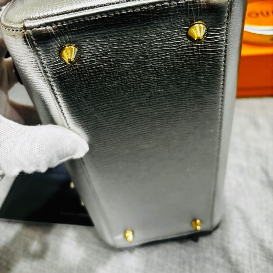 【哥吉拉精品時尚】Dior黛妃銀色金釦 塗鴉款 (誠可議🔪勿擾)-15