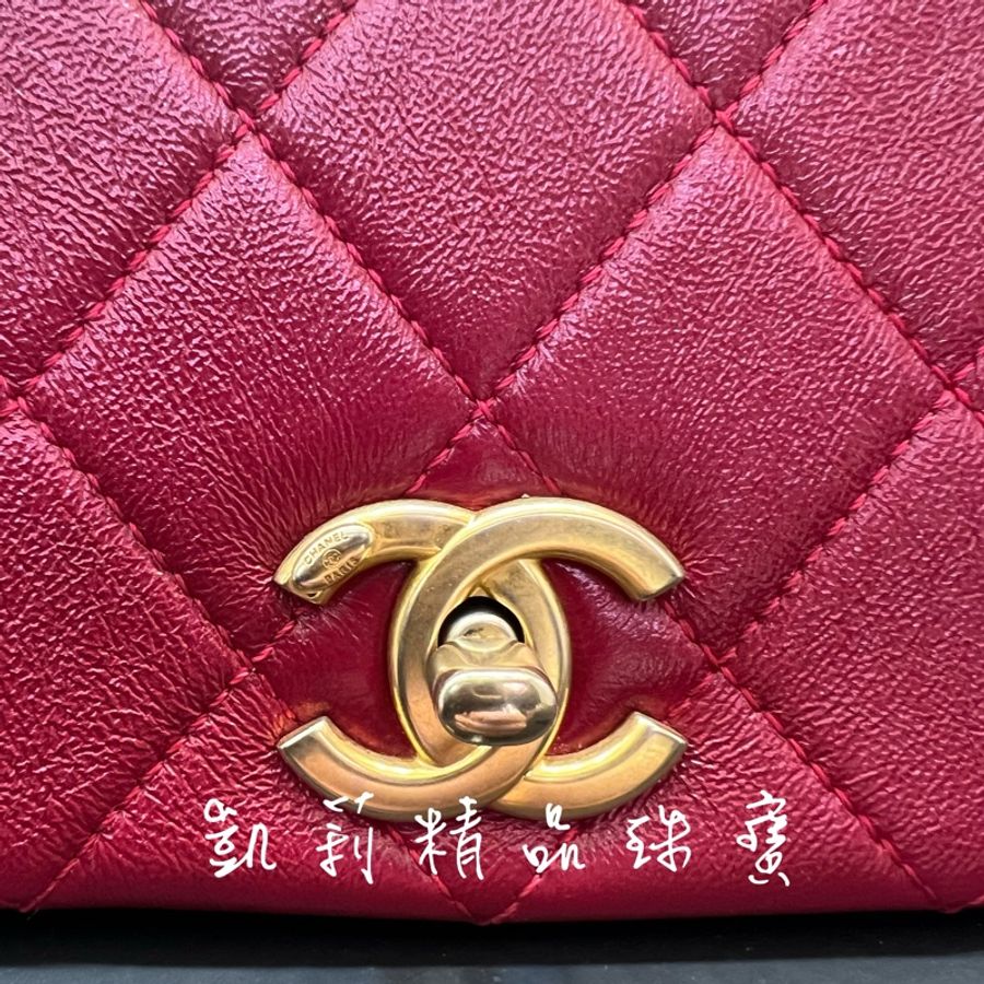 香奈兒WOC小羊皮金扣-1