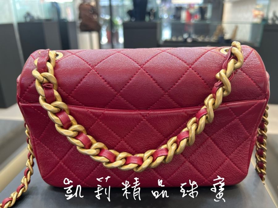 香奈兒WOC小羊皮金扣-6