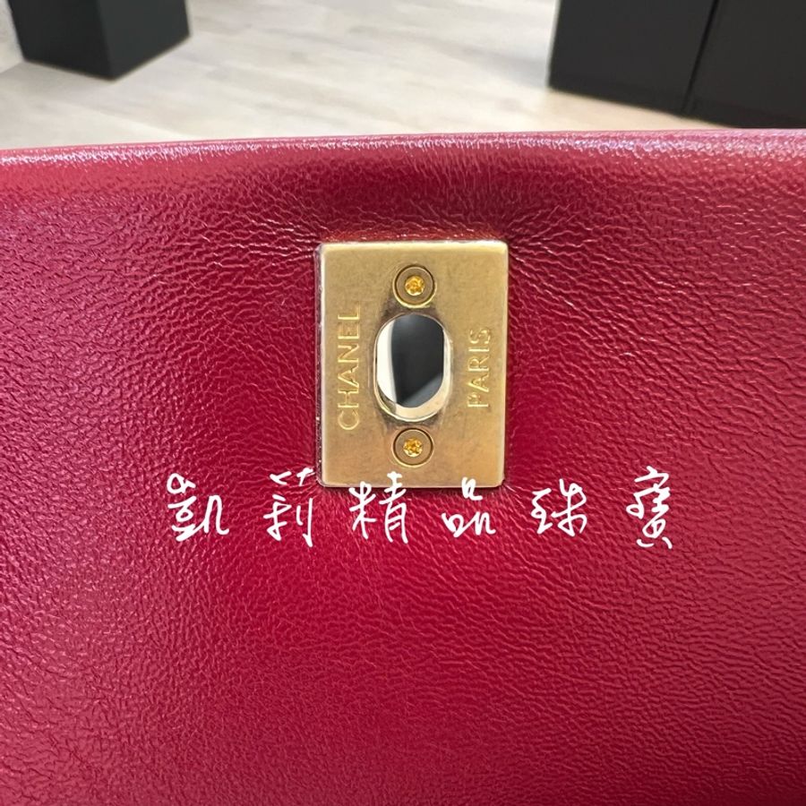 香奈兒WOC小羊皮金扣-7