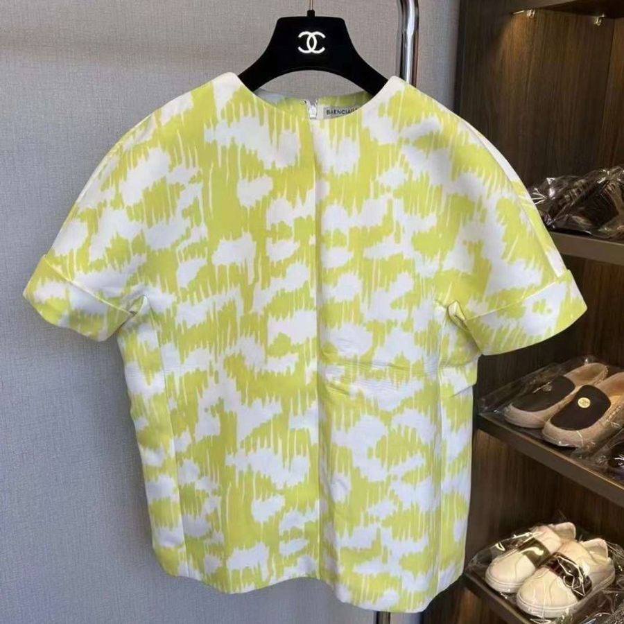 BALENCIAGA套裝 尺寸36碼 上衣寬鬆 自行清洗一下很新-0