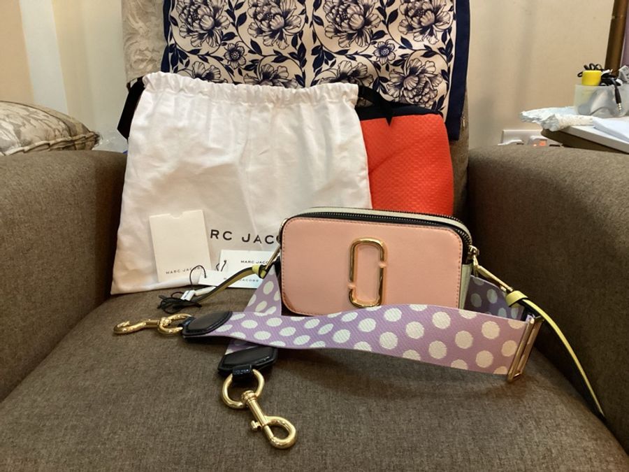 MARC JACOBS 防刮撞色雙層相機包-0