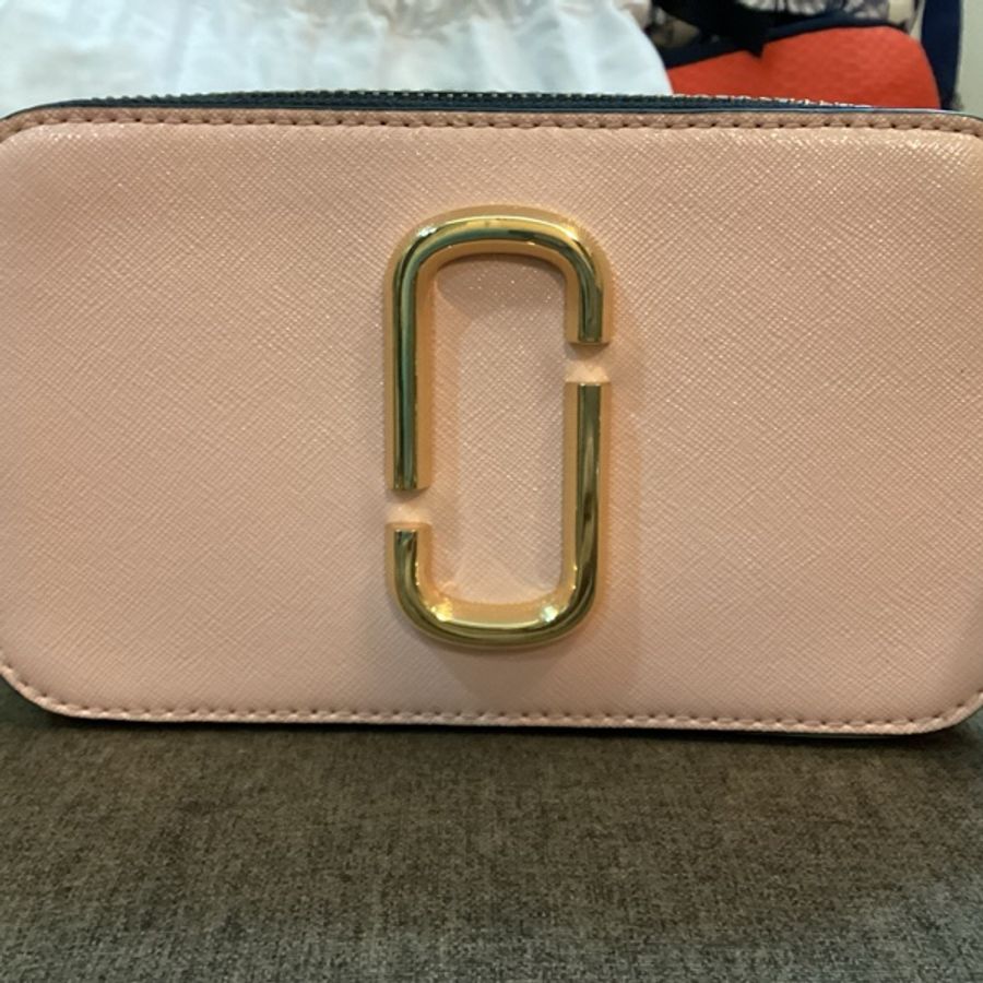 MARC JACOBS 防刮撞色雙層相機包-5