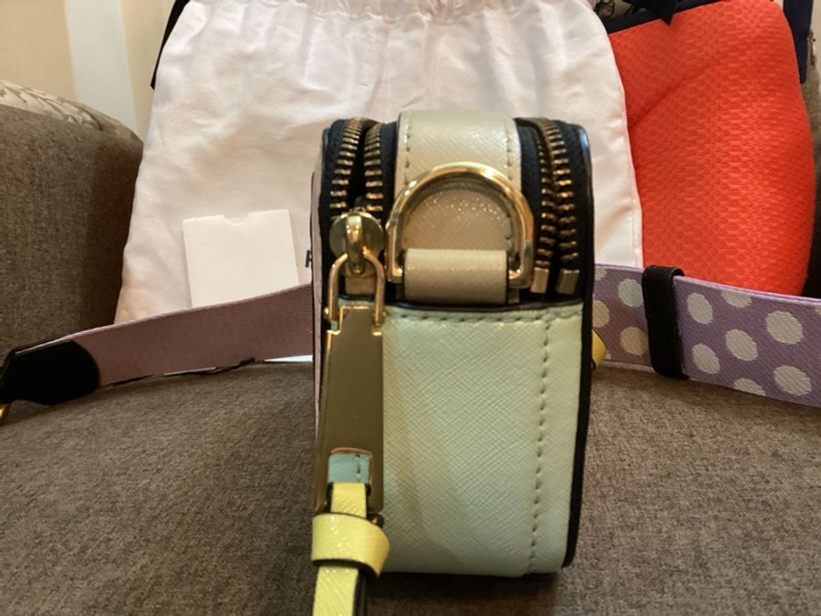 MARC JACOBS 防刮撞色雙層相機包-18