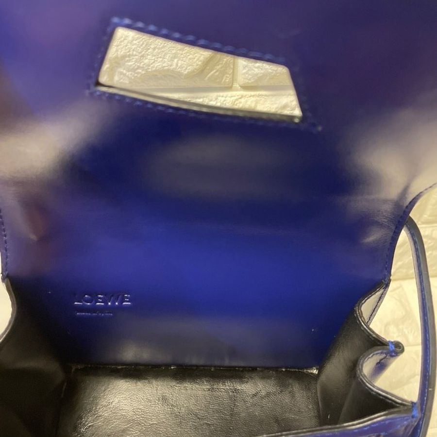 Loewe BARCELONA LEATHER CROSSBODY BAG-6