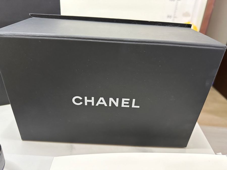 極新!!SMALL CHANEL BOY 20 山形紋(V紋) 黑金-25