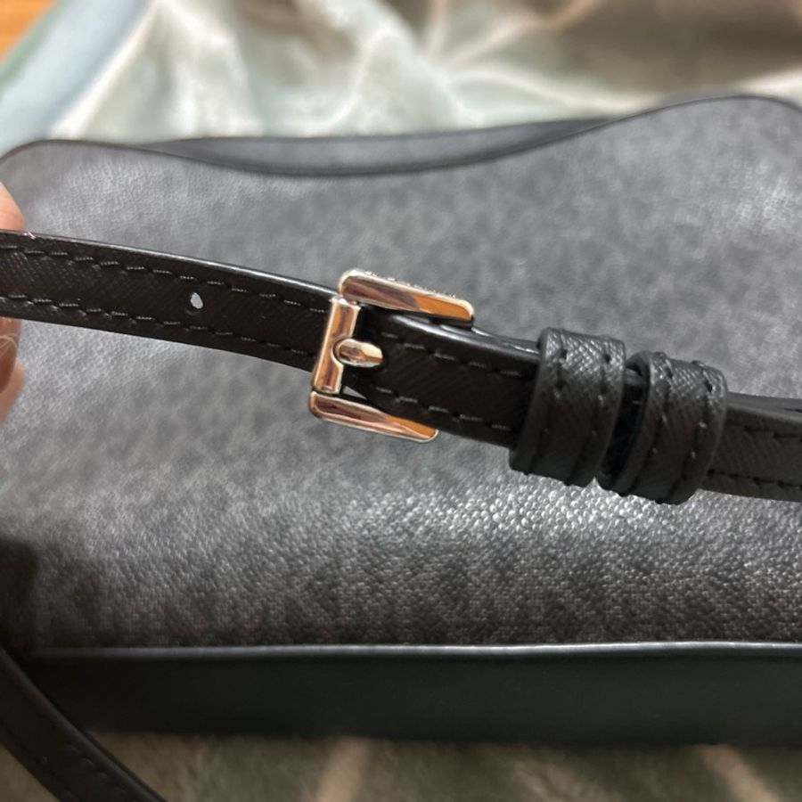 MK 老花相機包 銀標-2