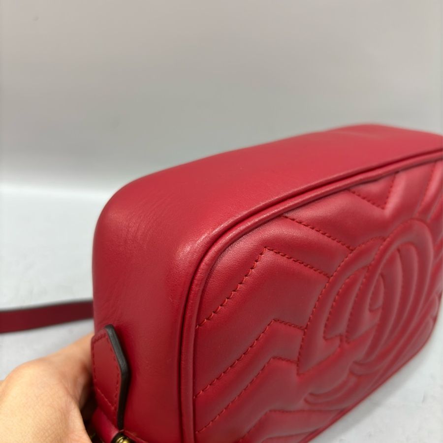 GUCCI 448065 紅色 牛皮 金鍊 GG MARMONT MINI 相機包-15