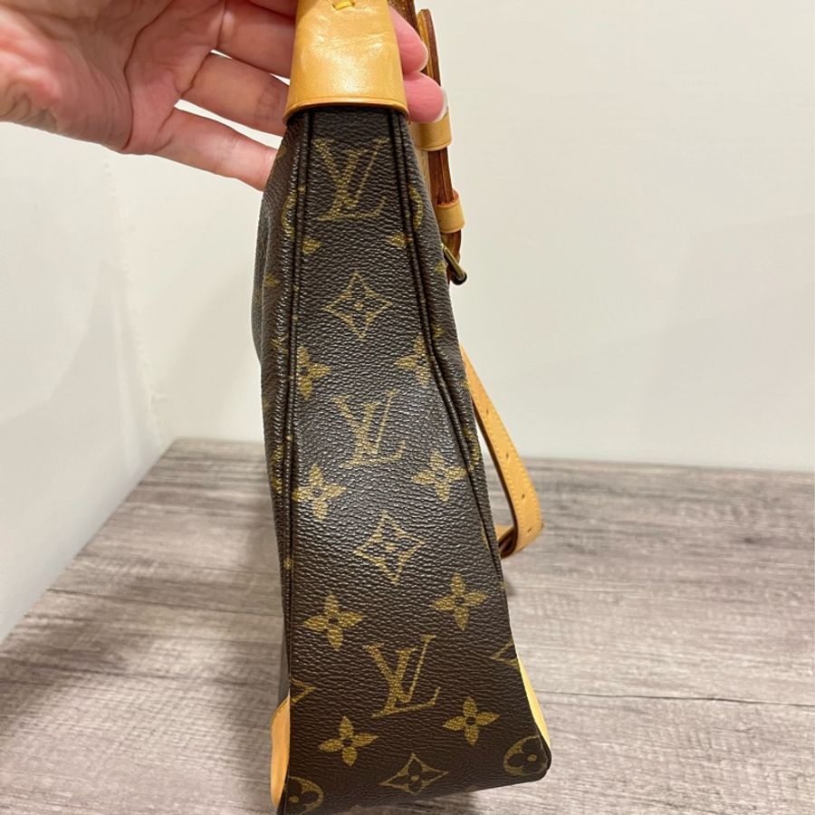 LV 經典老花牛角包-3