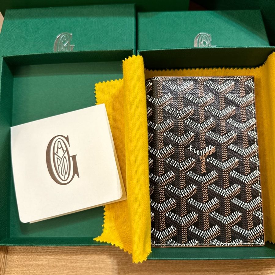 全新 GOYARD 護照夾-5