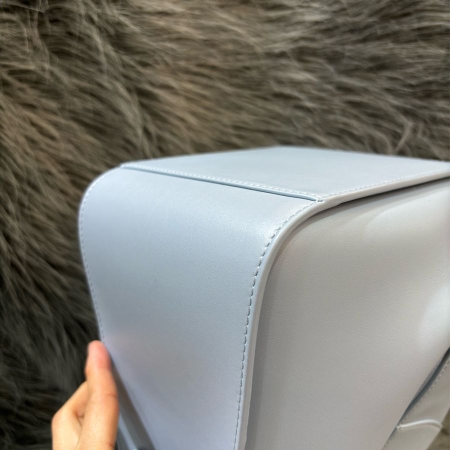 LOEWE A538H13X4 藍色 寶寶藍色 霧霾藍 銀釦 Hammock 吊床包 手提包 斜背包-12