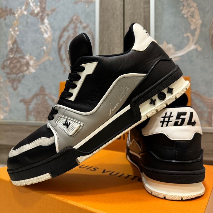 LV trainer 黑白熊貓 新款-4
