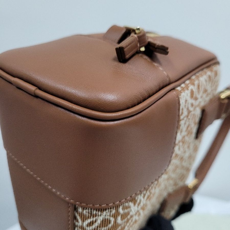 Loewe Amazona16-12