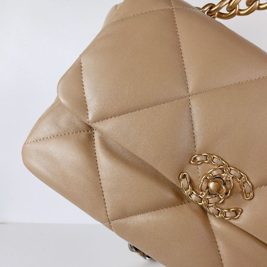 Chanel 19 Bag 米金色款-13