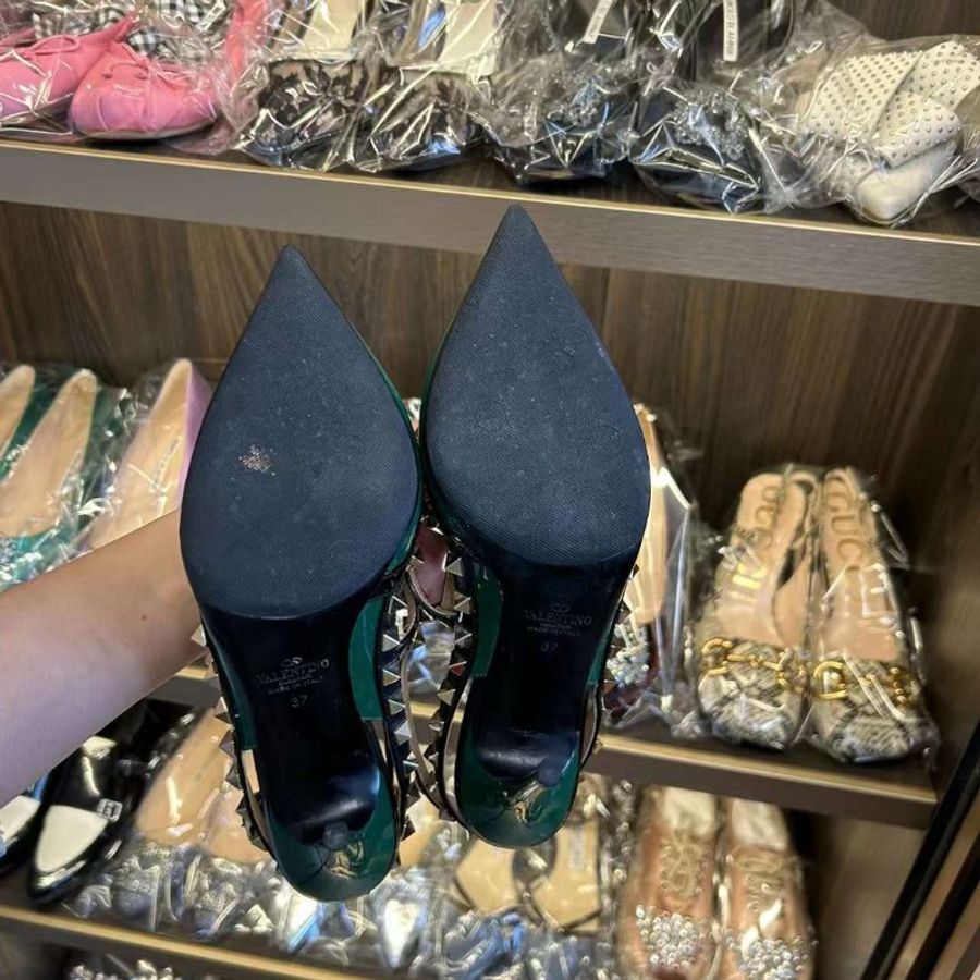 VALENTINO高跟 尺寸37碼 已貼底 沒穿幾次僅放置痕迹-2
