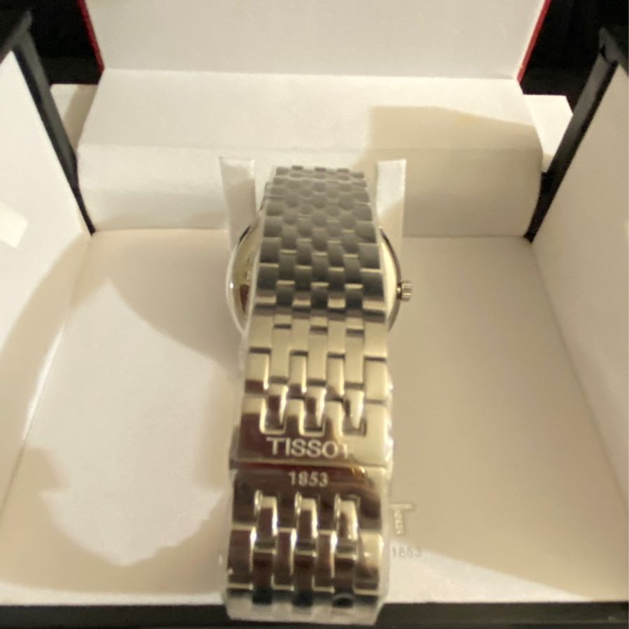 TISSOT Tradition-8