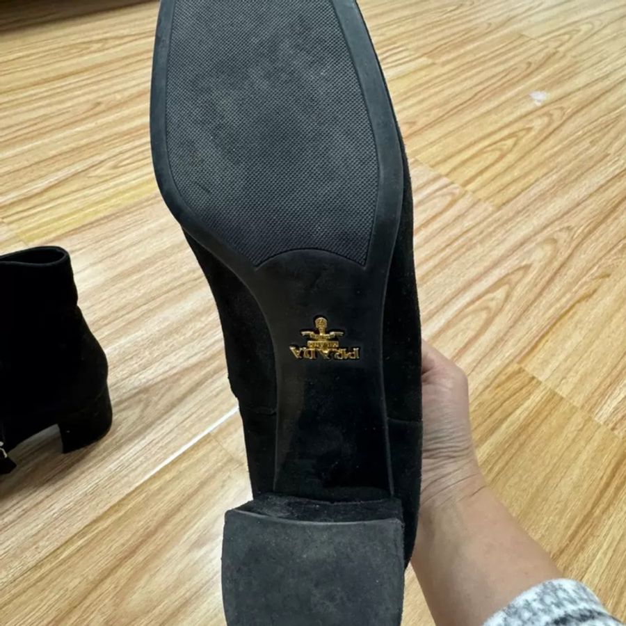 Prada 短靴 尺寸37碼 穿一次而已很新-2