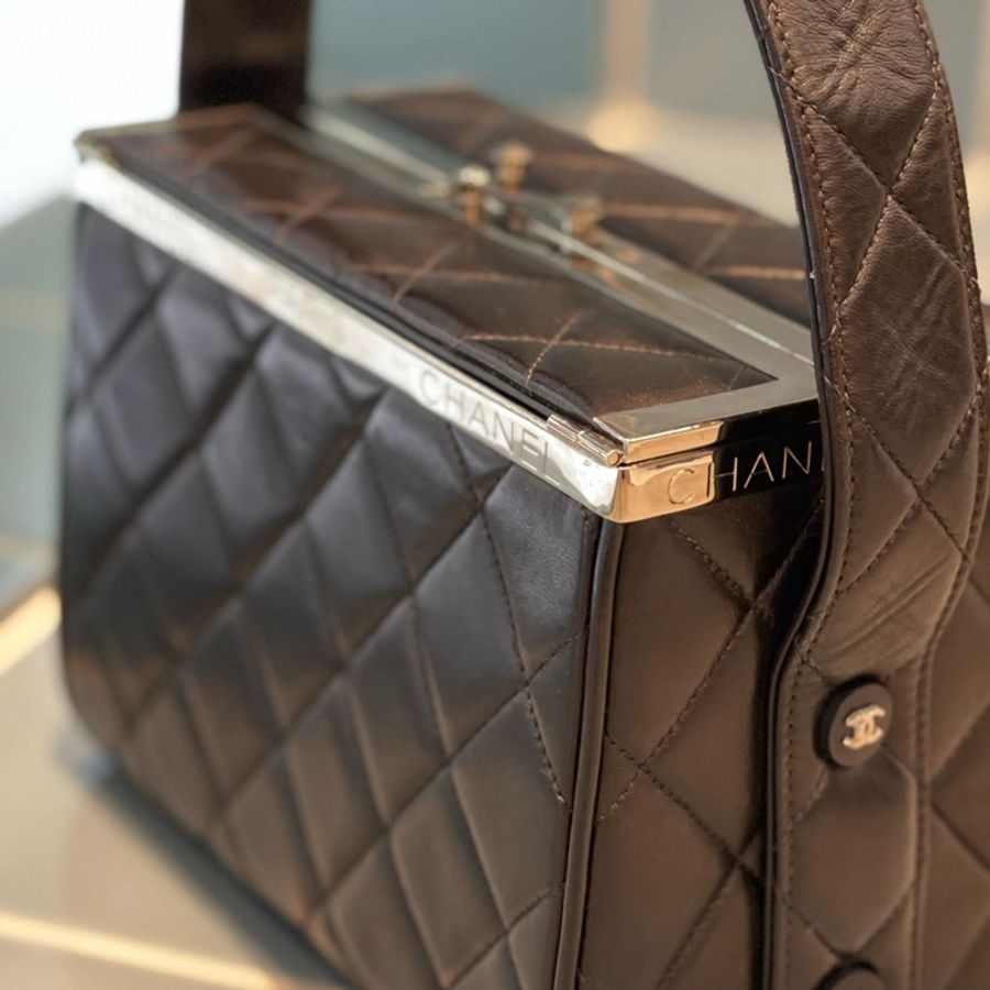 ［Vintage CHANEL］復古手提牛奶盒-3