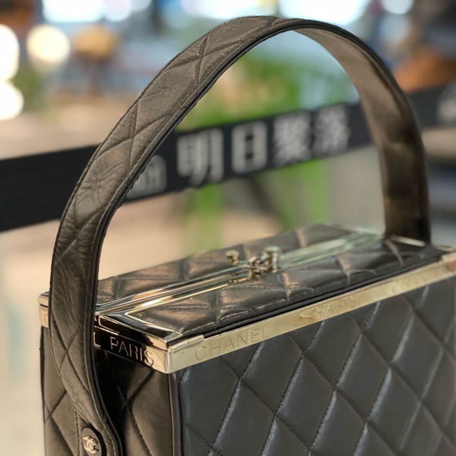 ［Vintage CHANEL］復古手提牛奶盒-4